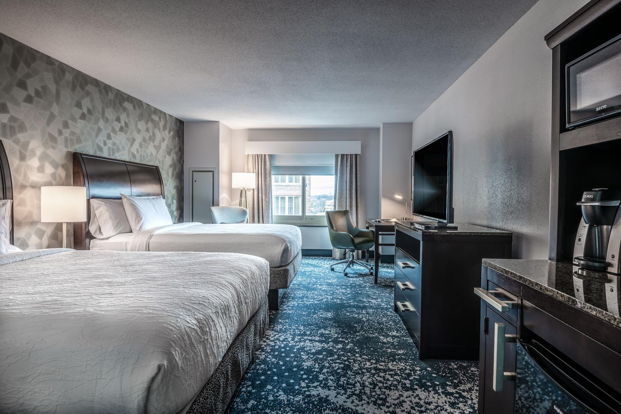 Hilton Garden Inn Bethesda Downtown Екстериор снимка
