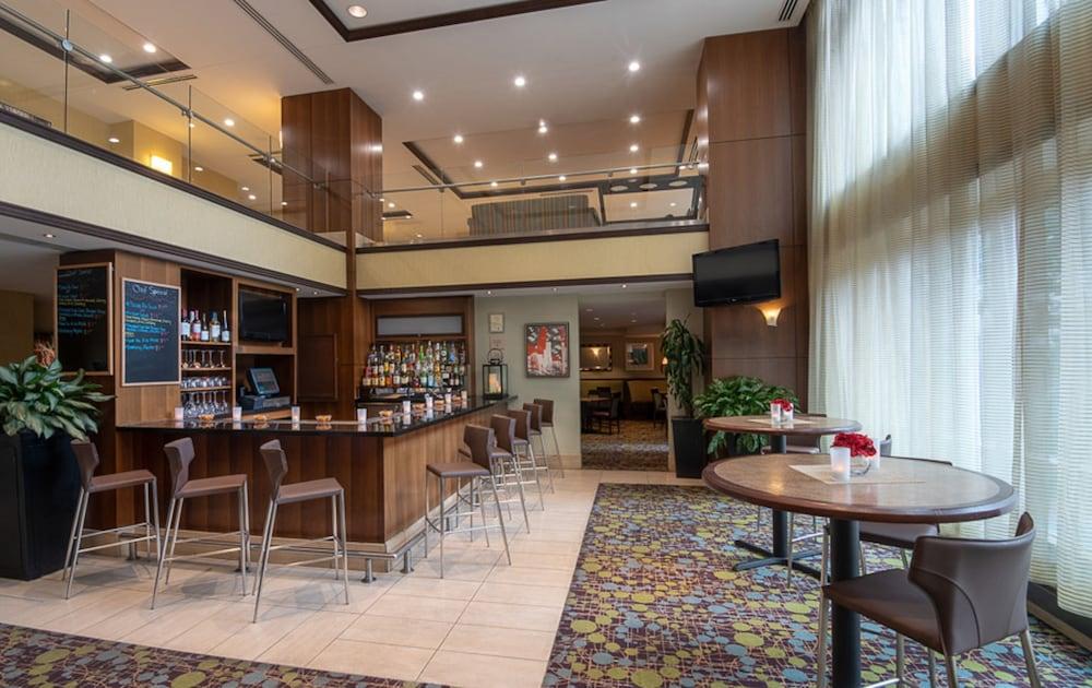 Hilton Garden Inn Bethesda Downtown Екстериор снимка