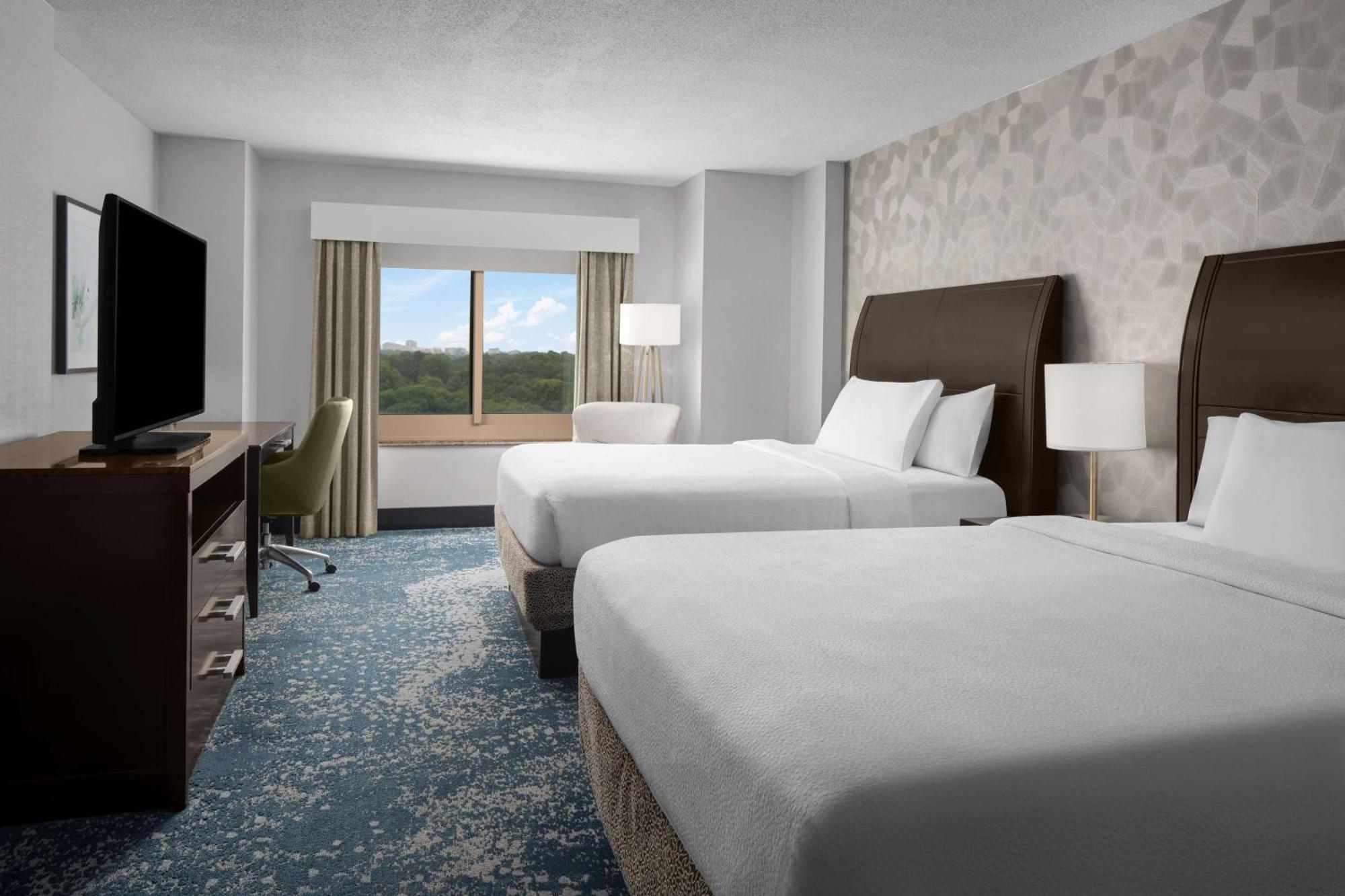 Hilton Garden Inn Bethesda Downtown Екстериор снимка