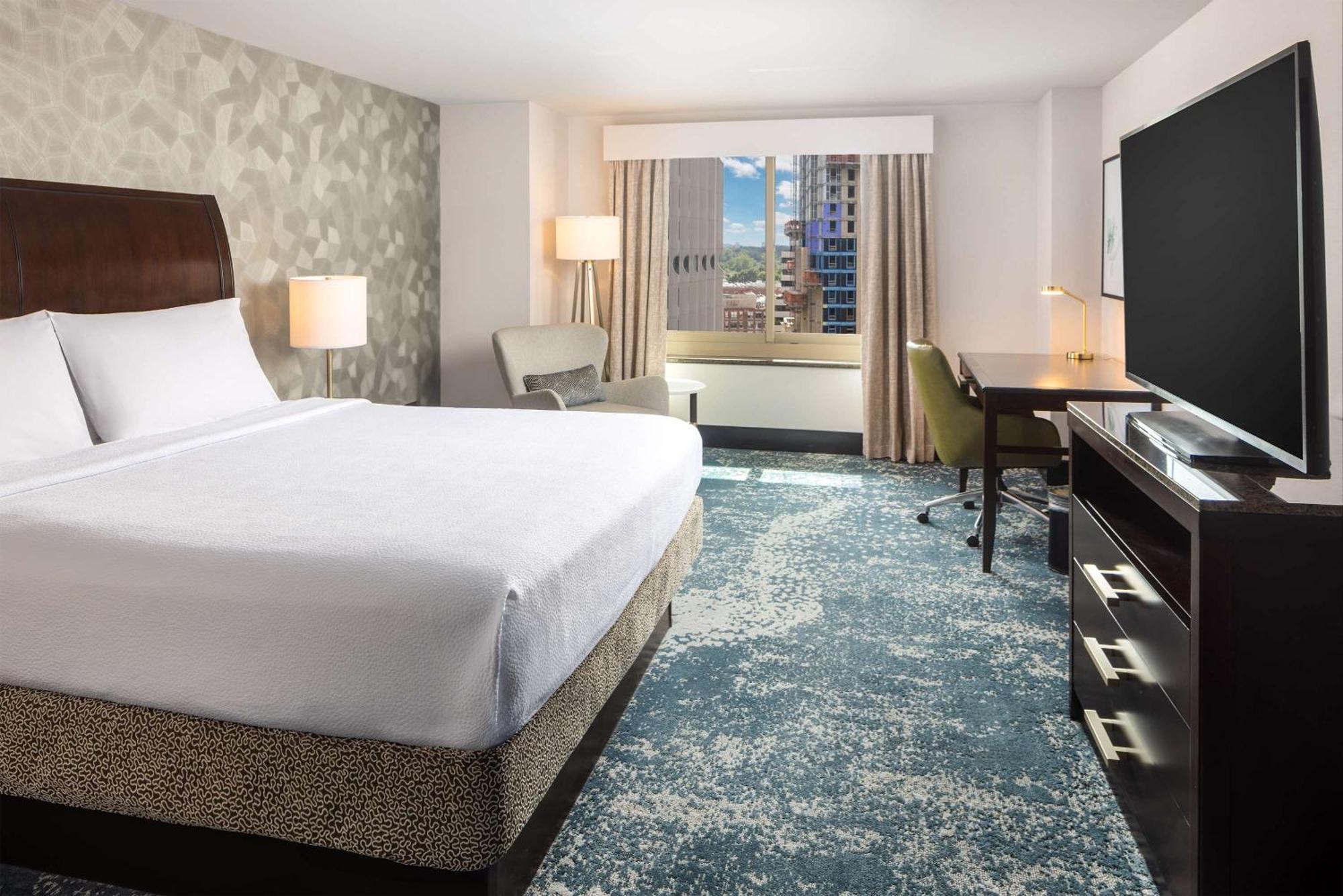 Hilton Garden Inn Bethesda Downtown Екстериор снимка