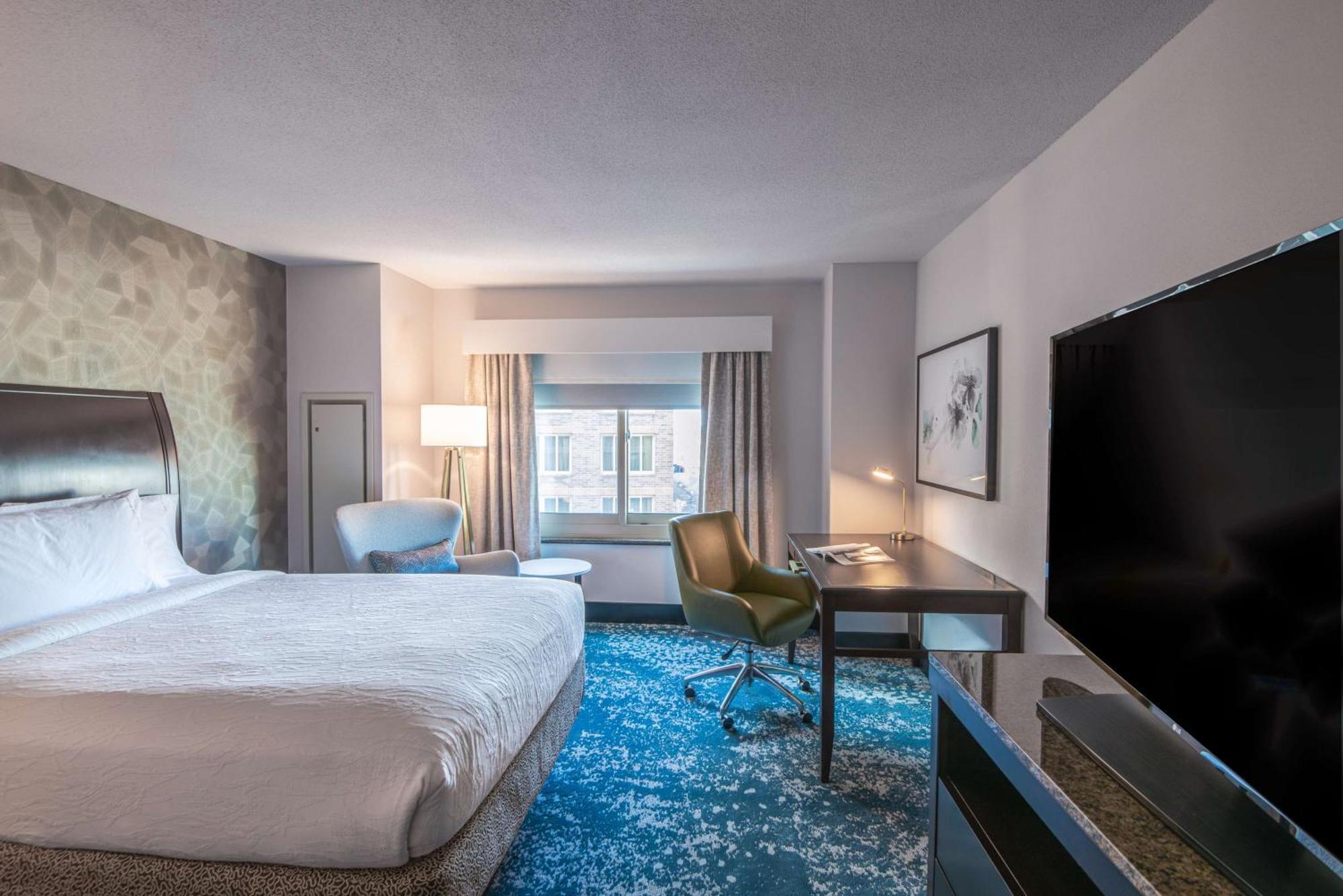 Hilton Garden Inn Bethesda Downtown Екстериор снимка